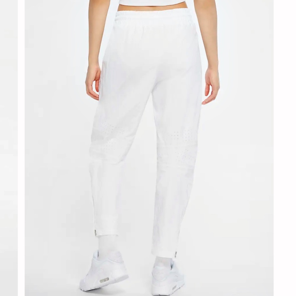 Nike Olympic Team USA Medal Stand 2022 Women's Pants Size L NWT - Picture 2 of 14